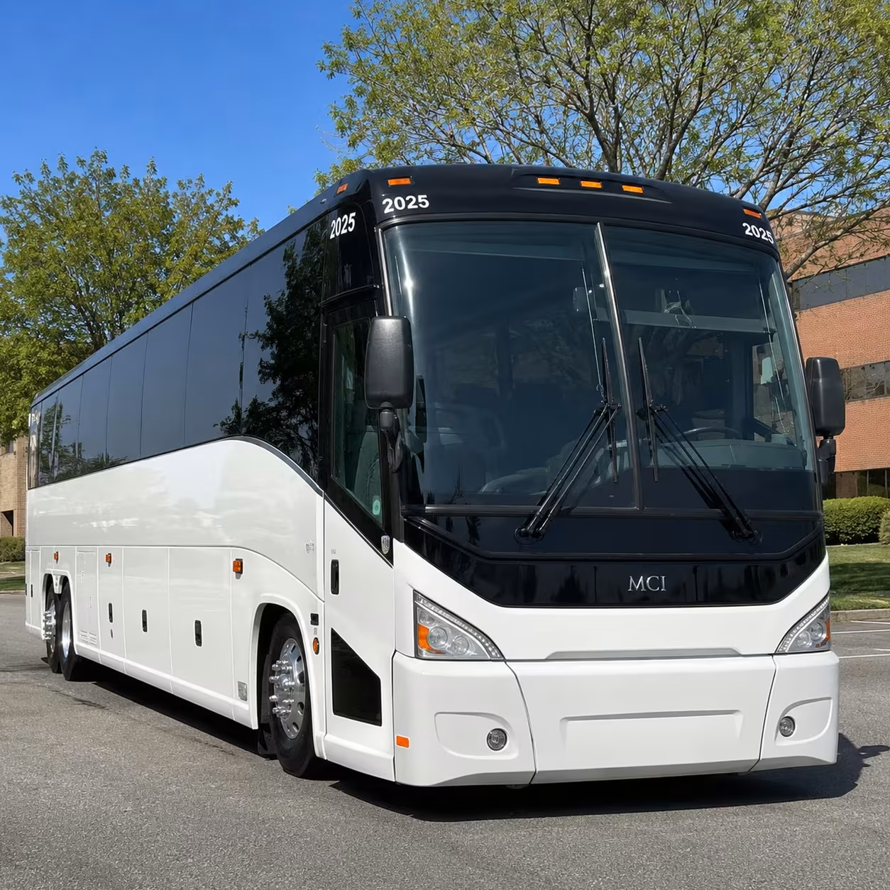 palmdale charter bus rentals to lax and burbank airport