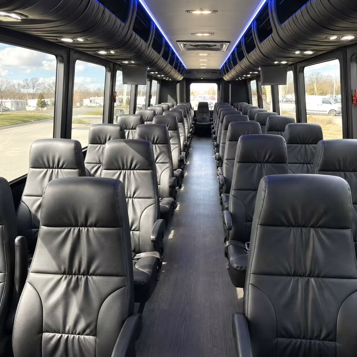 palmdale minibus rentals and charter buses for long trips