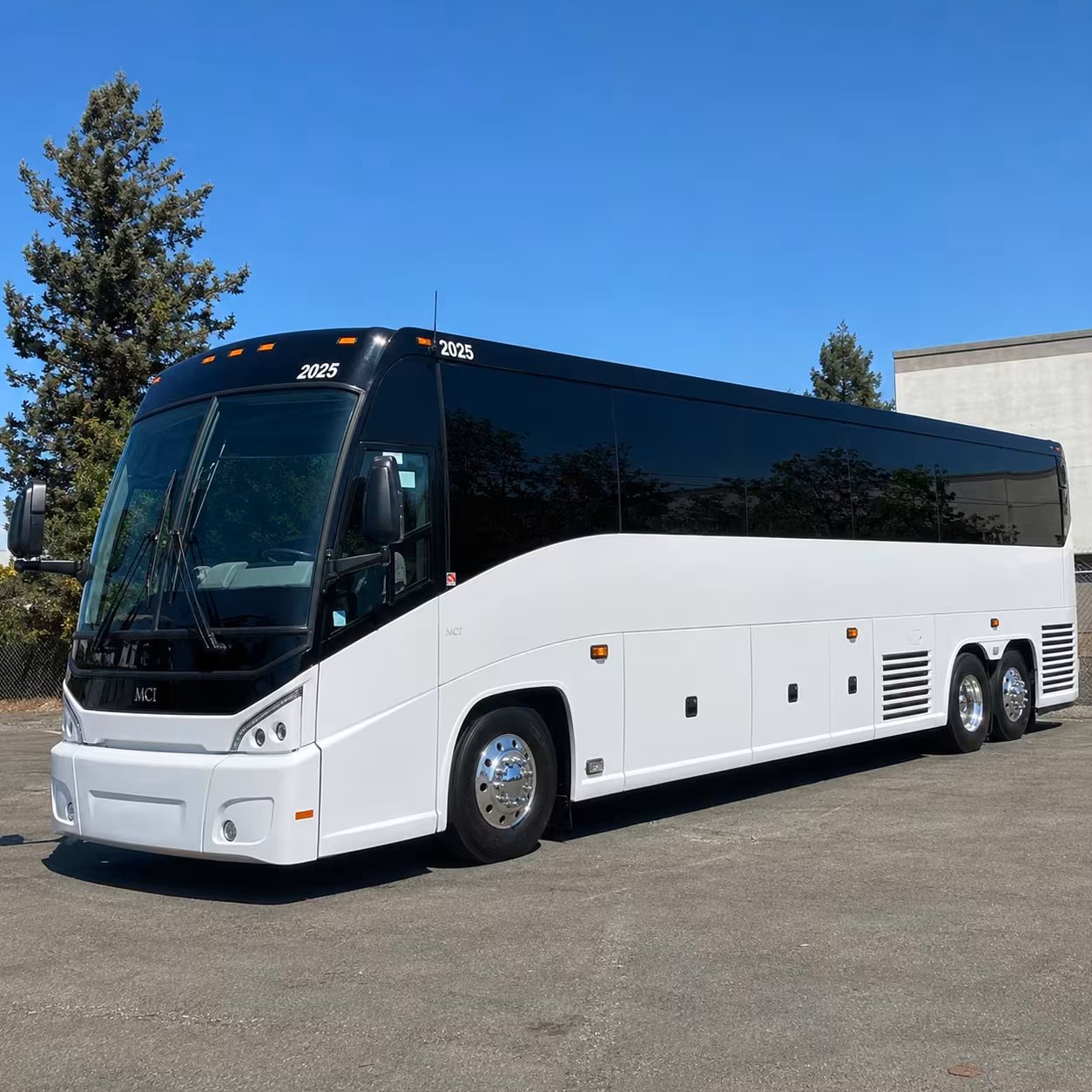 palmdale party bus rentals for hollywood bowl and stagecoach concerts